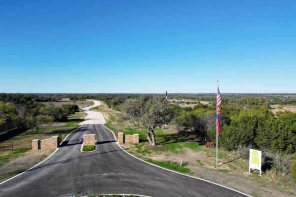 Burnet Oaks Estates - Entry